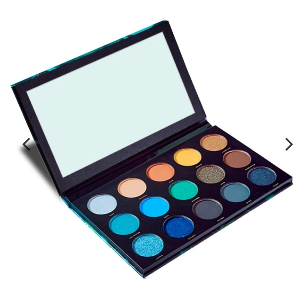 BNWT HipDot Cenote Palette